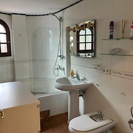 Chateau 5 דירה *